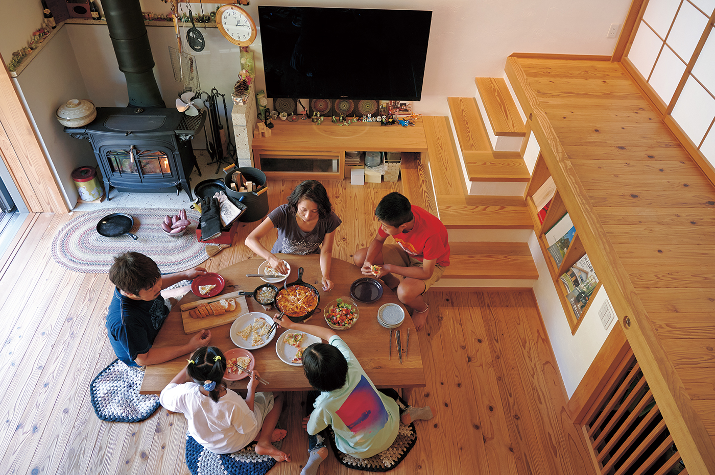 【薪ストーブのある暮らし】「堀江さんちの薪ストーブライフ」